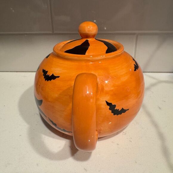 Laurie Gates Collectable Halloween Witch Teapot - Picture 7 of 8